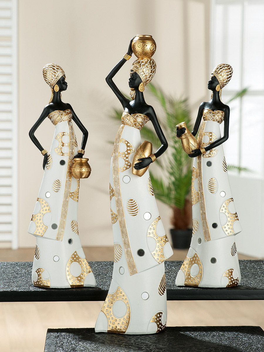 Figurine African woman "Mara"