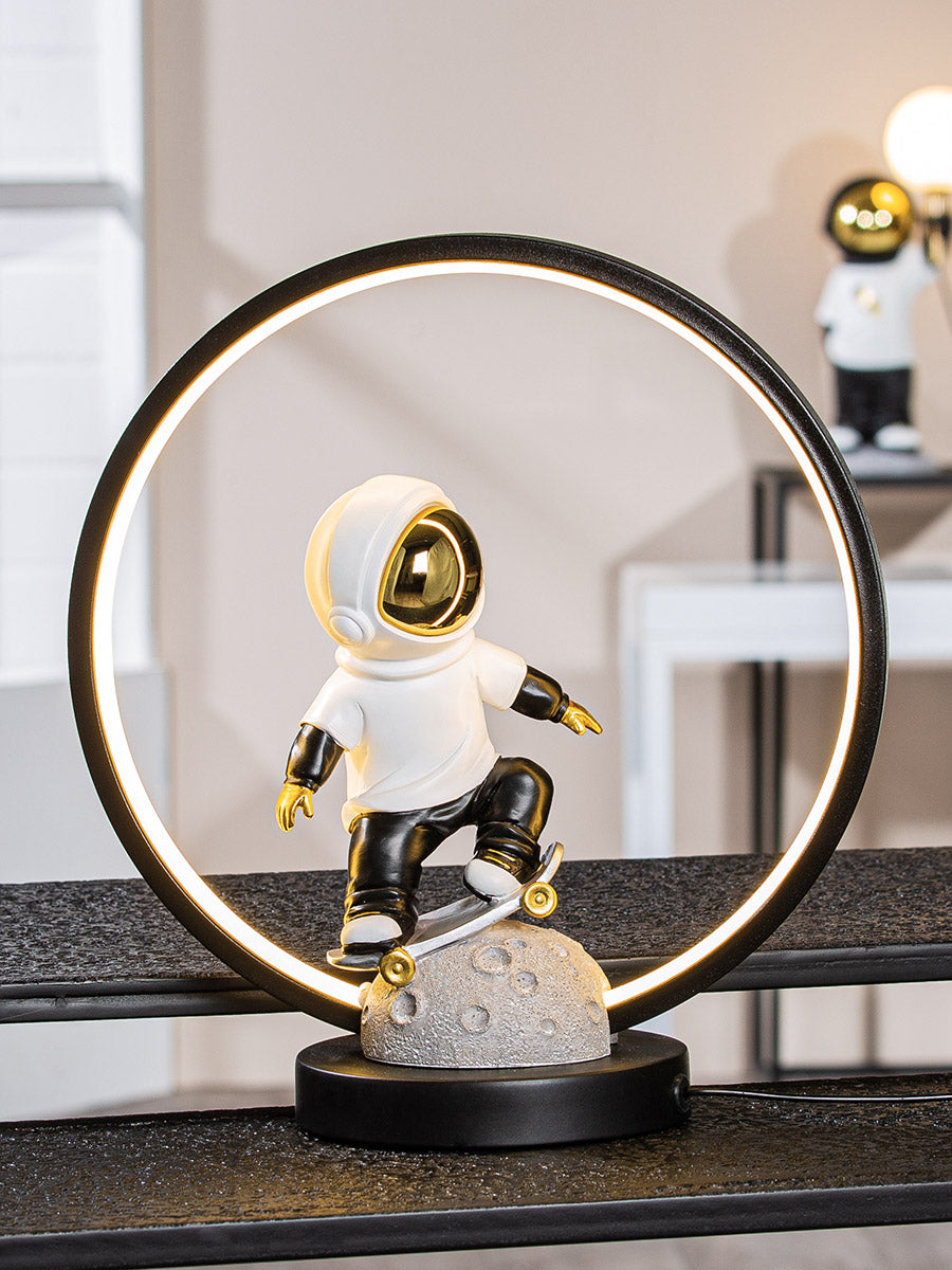 Table lamp (LED) Astronaut "Apollo"