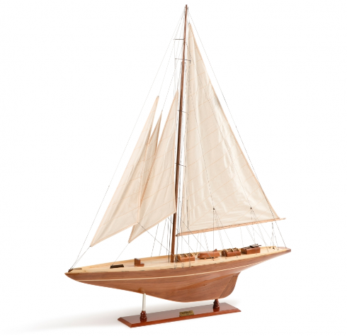 Endeavour Classic Wood